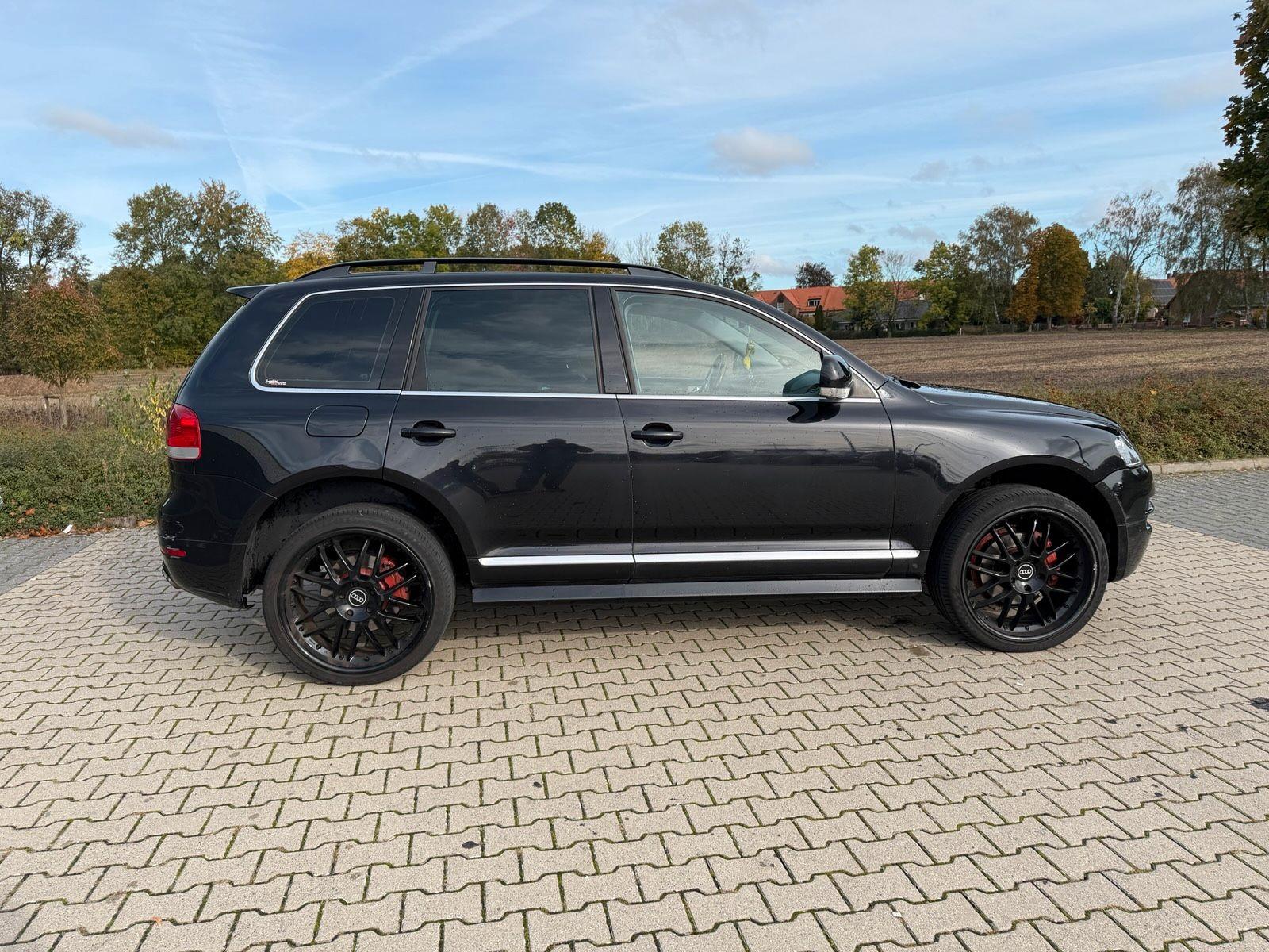 Volkswagen Touareg 2005 — салон