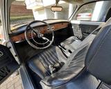 Volkswagen Karmann Ghia - weiße Volkswagen Karmann Ghia
