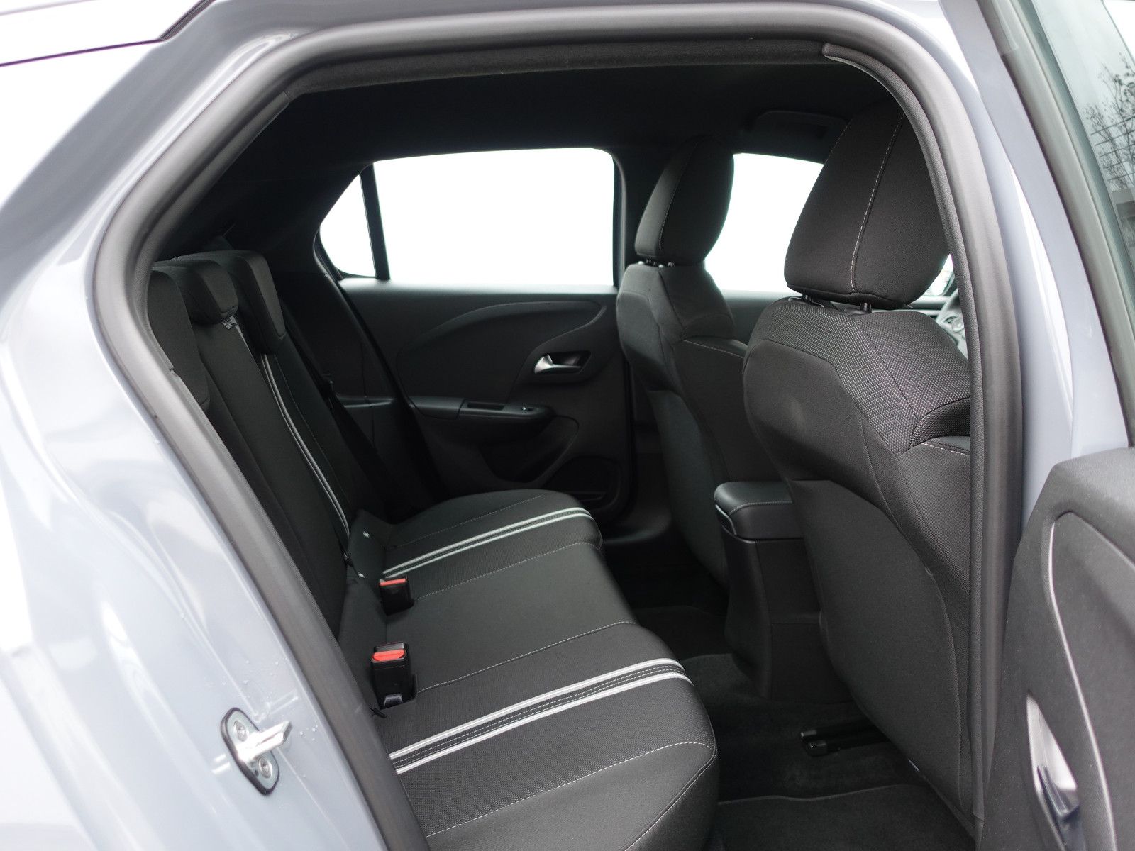 Fahrzeugabbildung Opel Corsa 1.2Turbo GS Automatik - SHZ,PDC,Allwetter