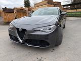 Alfa Romeo Giulia 2.0 Turbo 16V 206 kW AT8-Q4 Veloce Veloce - Alfa Romeo Giulia: Automatik