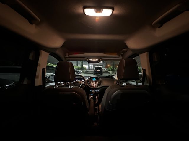 Ford Tourneo Courier  Titanium