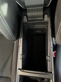 Ford Explorer Select RWD