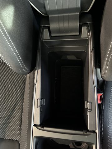 Ford Explorer Select RWD