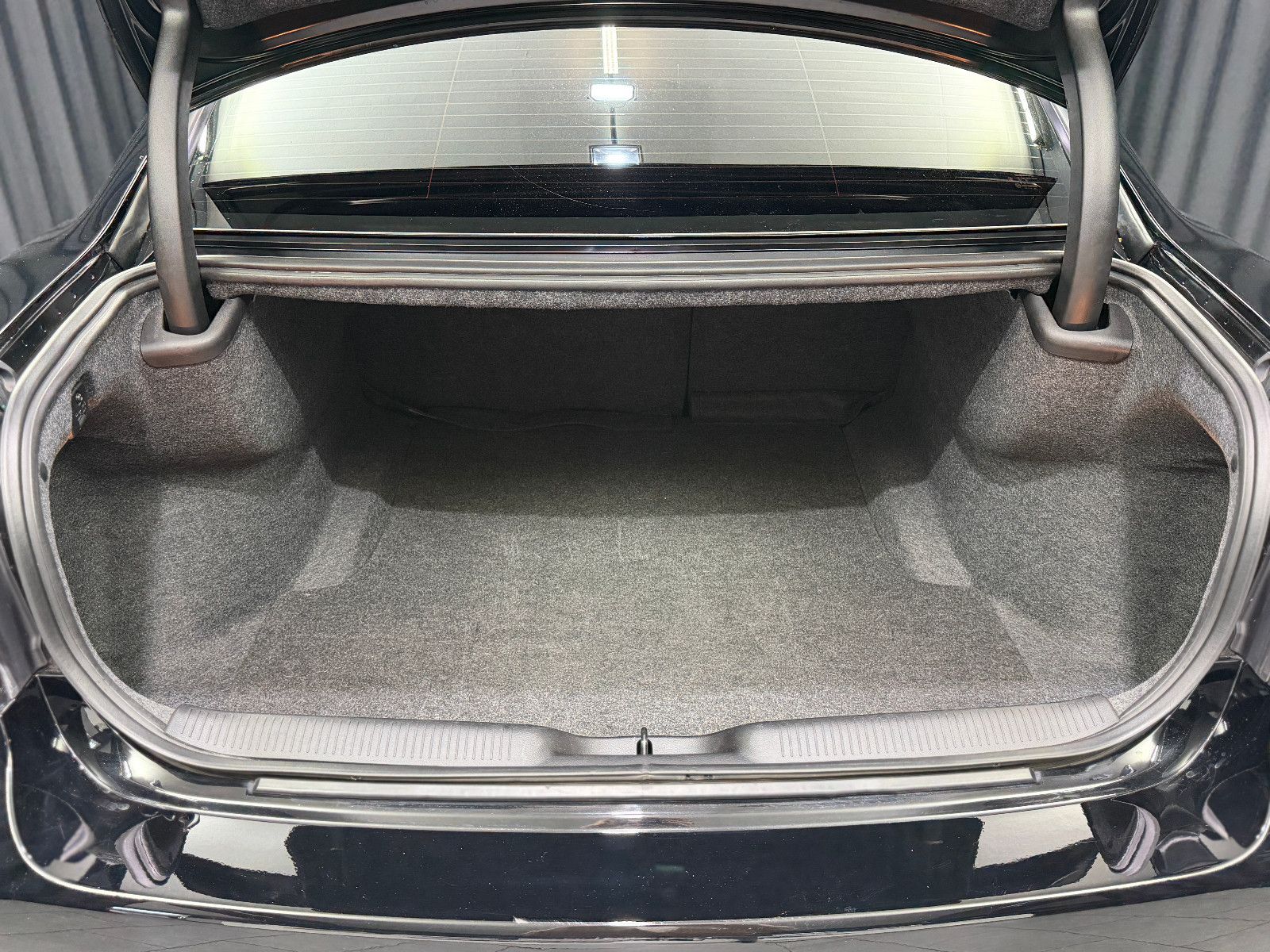 Fahrzeugabbildung Dodge Charger SRT Hellcat|WIDEBODY|U-FREI|D-FZG|H&K