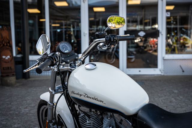 Fahrzeugabbildung Harley-Davidson XL883L SUPERLOW SPORTSTER - JEKILL&HYDE -