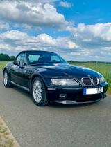 BMW Z3 3.0i Schalter M Paket schwarz/schwarz - BMW aus 2000: M