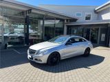 Mercedes-Benz E 250  Coupé Automatik, Pano, TÜV & Service neu - Mercedes-Benz: Auto Service