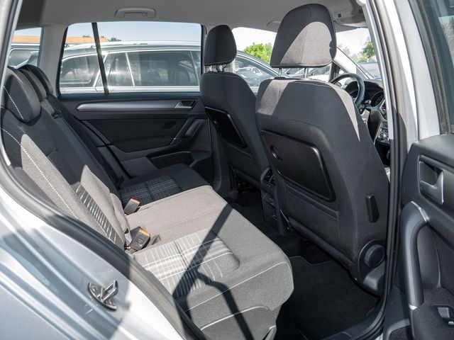 Golf Sportsvan 1.4 TSI Lounge PDC SHZ STANDHZ
