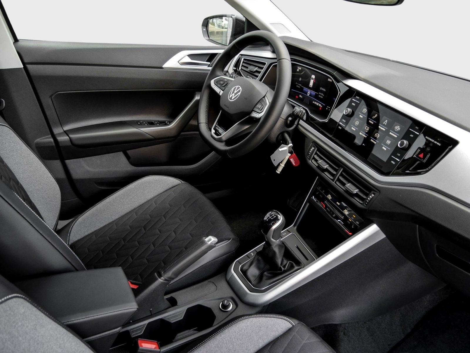 Volkswagen Polo ENERGY 1.0 TSI LED App-Conn. TravelAss. RKa imagem 3
