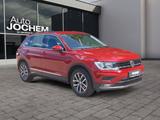Volkswagen Tiguan Comfortline Klimaauto+SHZ+PDCv+h+Fernlich - Volkswagen Gebrauchtwagen in Saarbrücken