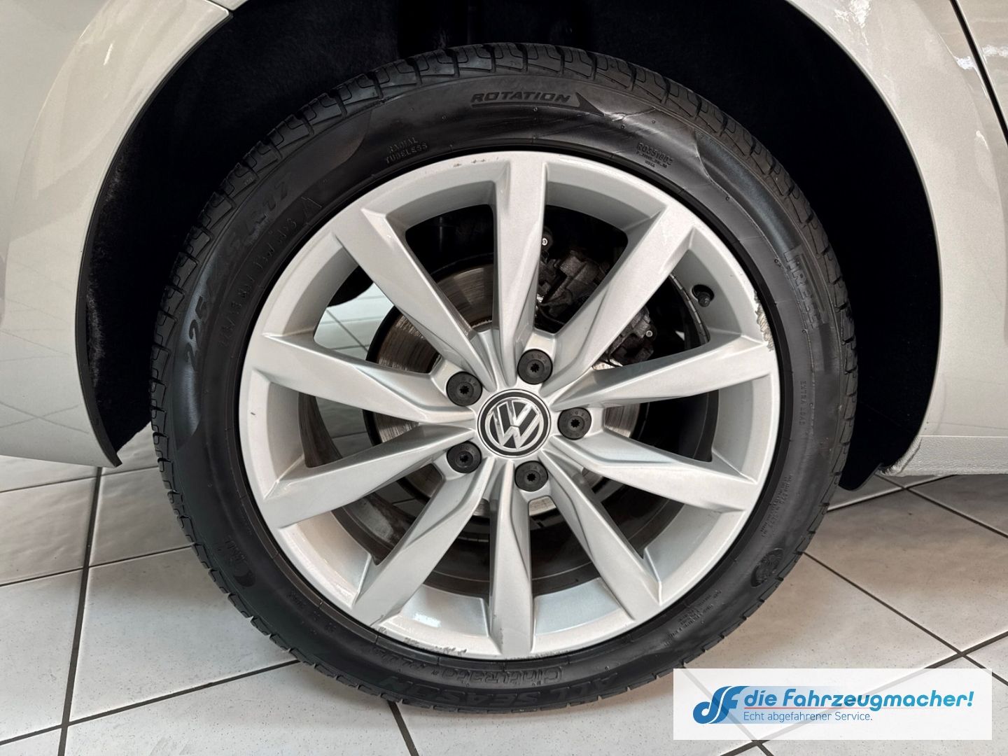 Fahrzeugabbildung Volkswagen Golf VII Variant Comfortline BMT Start-Stopp Mas