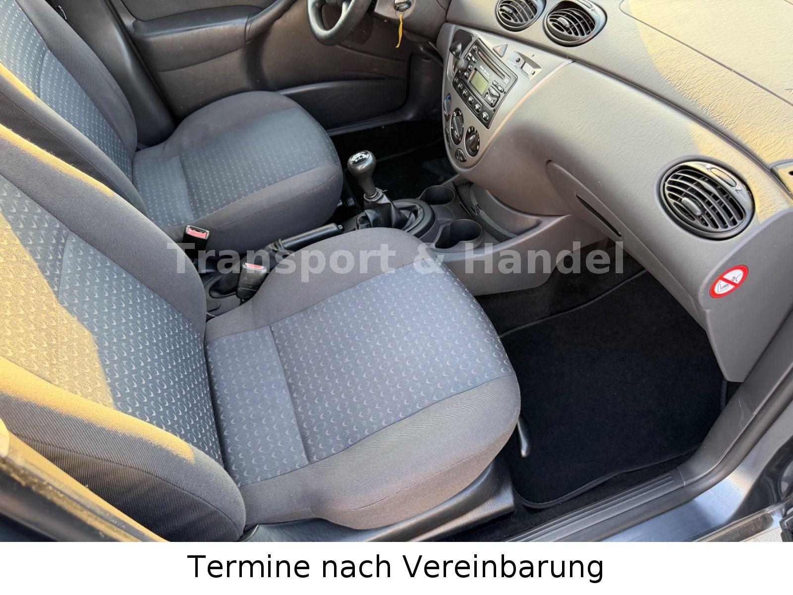 Ford Focus 2004 — photo 16