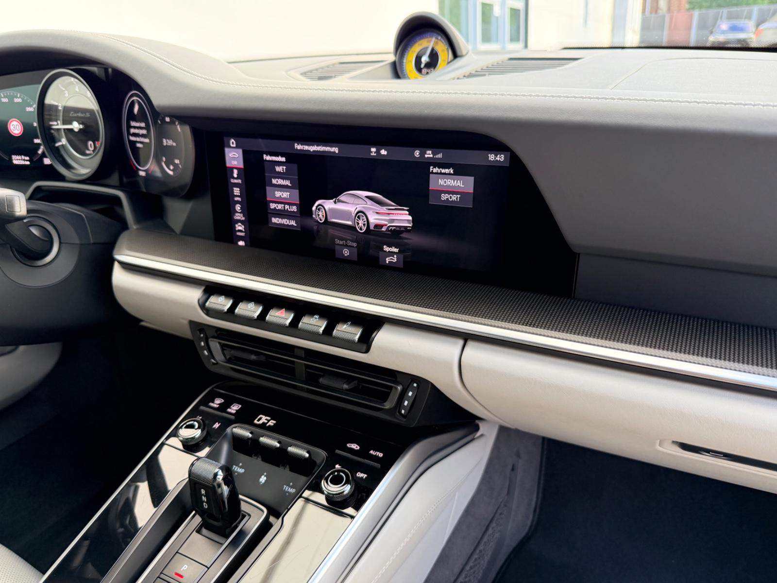 Porsche 992 Turbo S Coupé Aero Exclusive PPF Approved