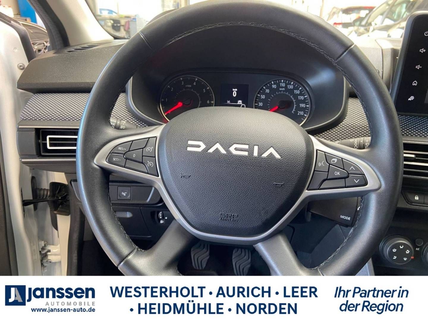 Fahrzeugabbildung Dacia Jogger Expression TCe 110