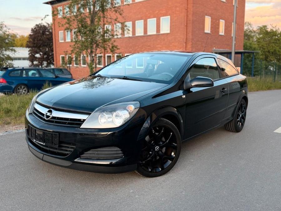 Opel Astra H GTC Sport