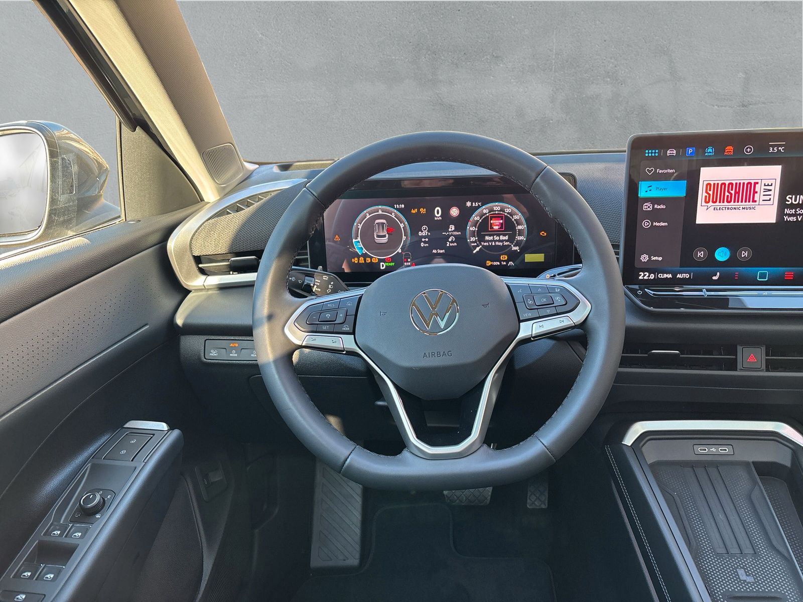 Fahrzeugabbildung Volkswagen T-Roc Style 1.5 eTSI 110kw 7-Gang DSG WR