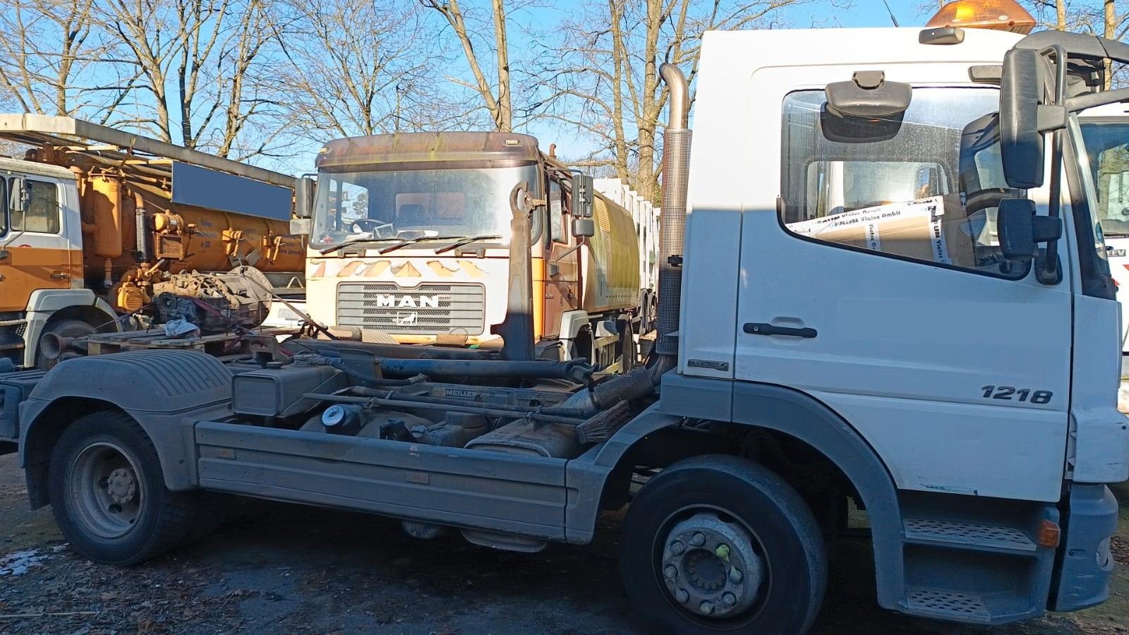 Mercedes-Benz Atego 2 1218 City Abrollkipper Meiller