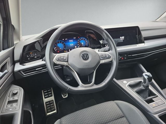 Golf VIII 1.5 TSI ACTIVE STANDHZ+RFK+HEAD-UP+NAV