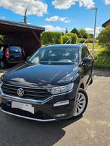 Volkswagen T-Roc 1.5 TSI ACT OPF Sport , AHK, Allw.Reifen - : Geländewagen, Reifen