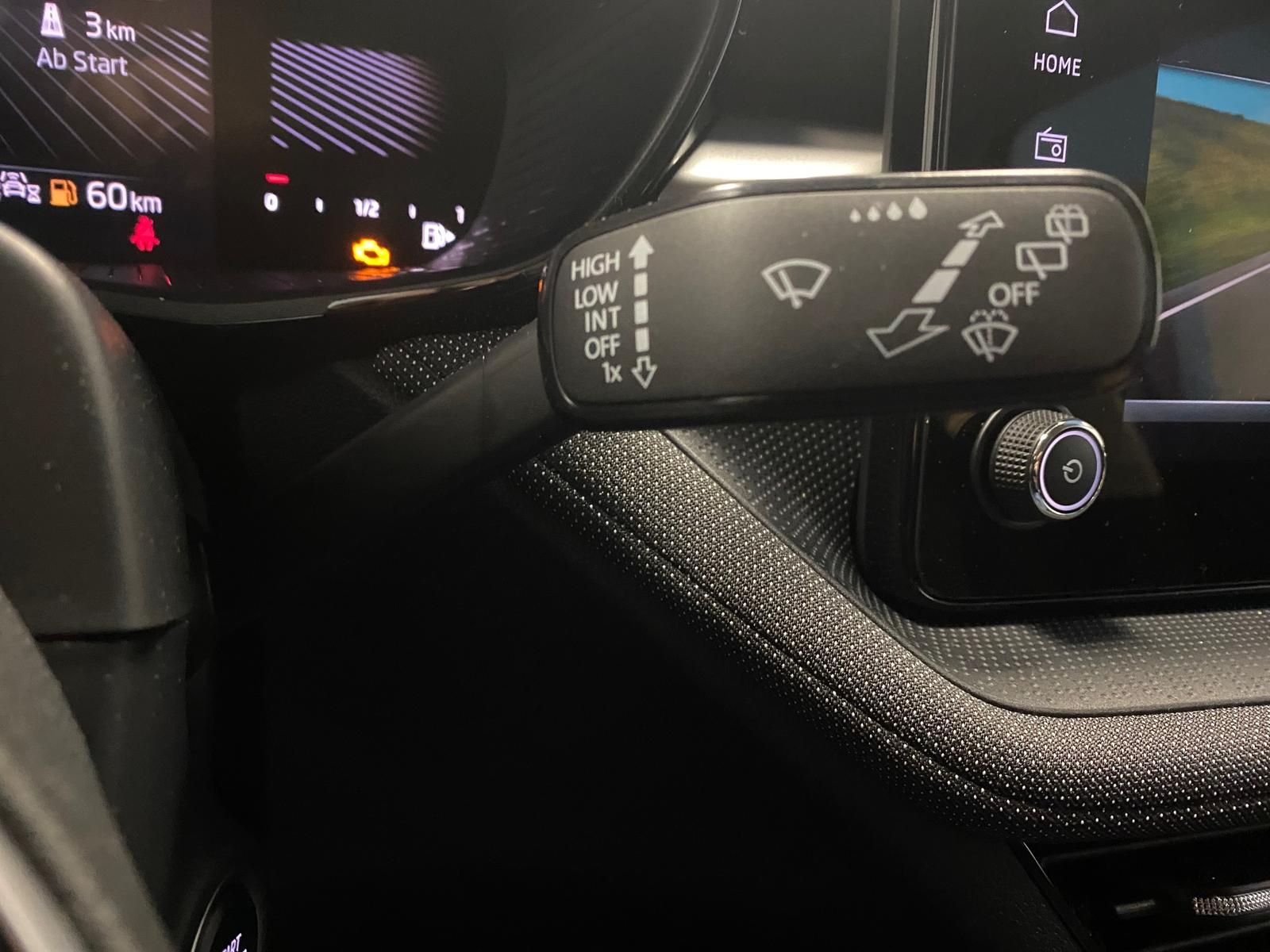 Fahrzeugabbildung SKODA Fabia 1.0 TSI Selection APP+5J. GARANTIE+KAMERA+