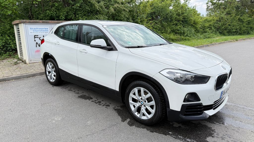 Image of BMW X2