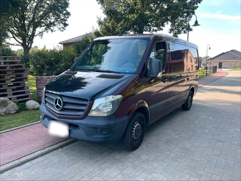 Image of Mercedes-Benz Sprinter