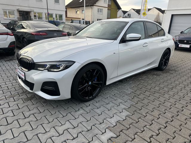 BMW 330 i M Sport*LASER*MEMORY*R-CAM*LIVE-COCKPIT*