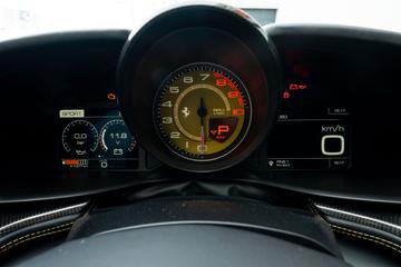 صورة مصغرة 37 لـ 2017 Ferrari GTC4LUSSO