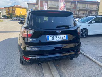 Ford Kuga - 2