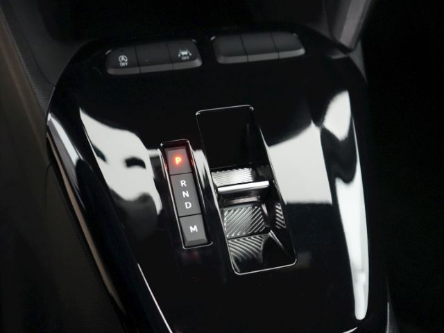 Corsa F FACELIFT GS AT+AHK+LED LICHT+RÜCKFAHRKAM