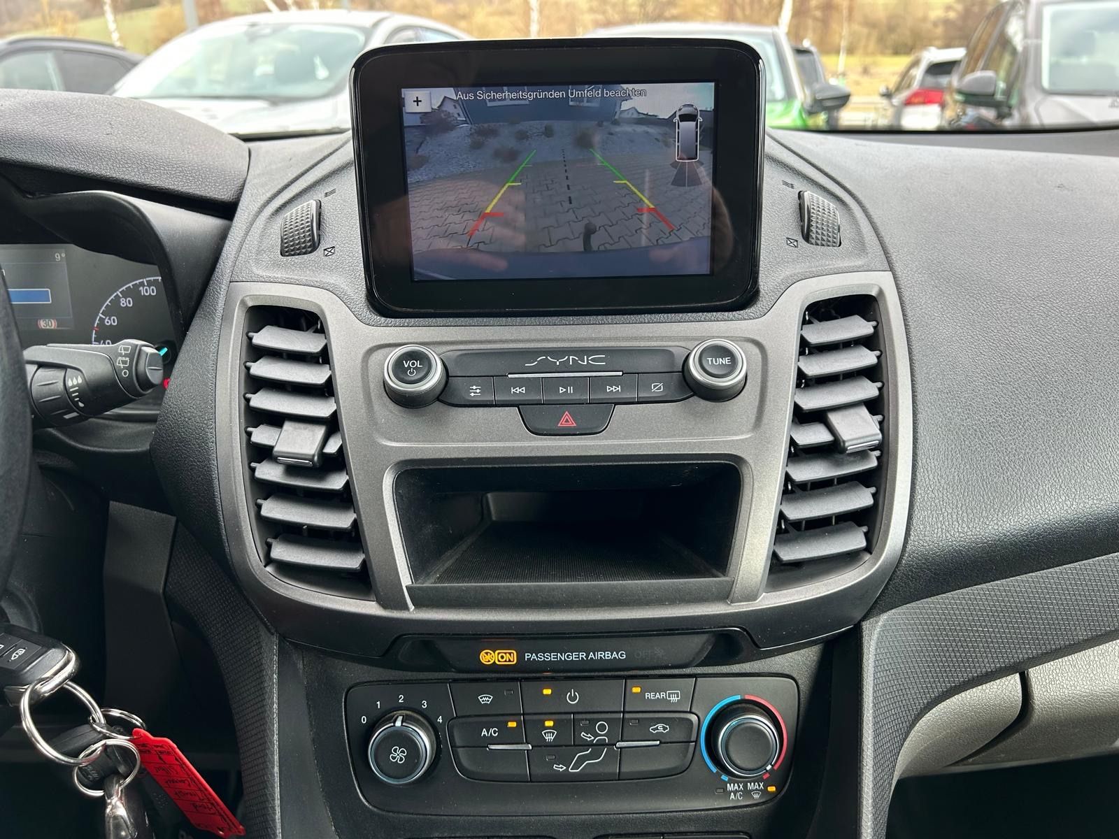 Fahrzeugabbildung Ford Transit Connect Maxi°AHK°Kamera°Navi°PDC°