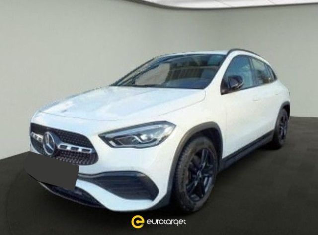 Mercedes-Benz MERCEDES-BENZ GLA 200 Automatic Premium