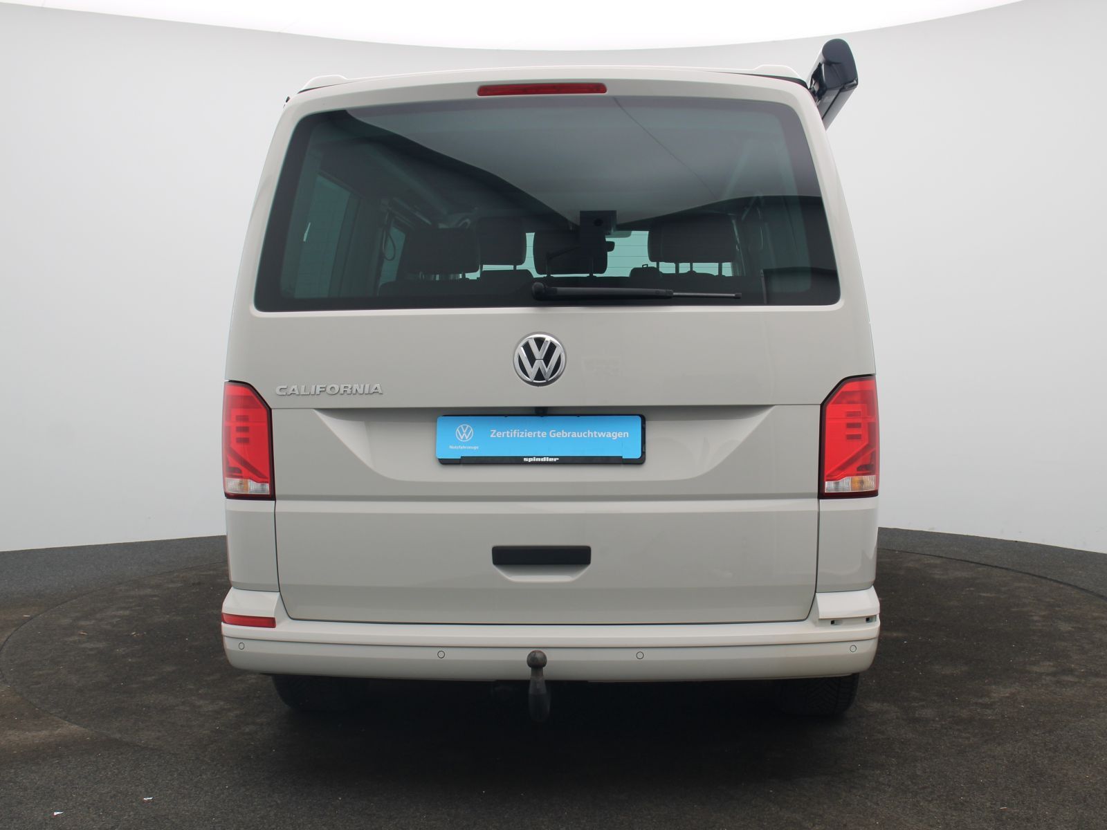 Volkswagen T6 California - Bild 8