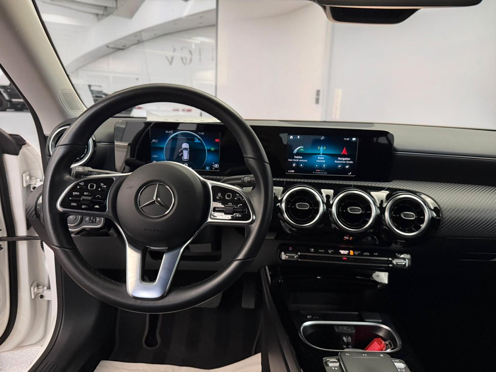Mercedes-Benz CLA 180d Shooting Brake AHK*ACC*WIDE*CARPLAY, миниатюра 21