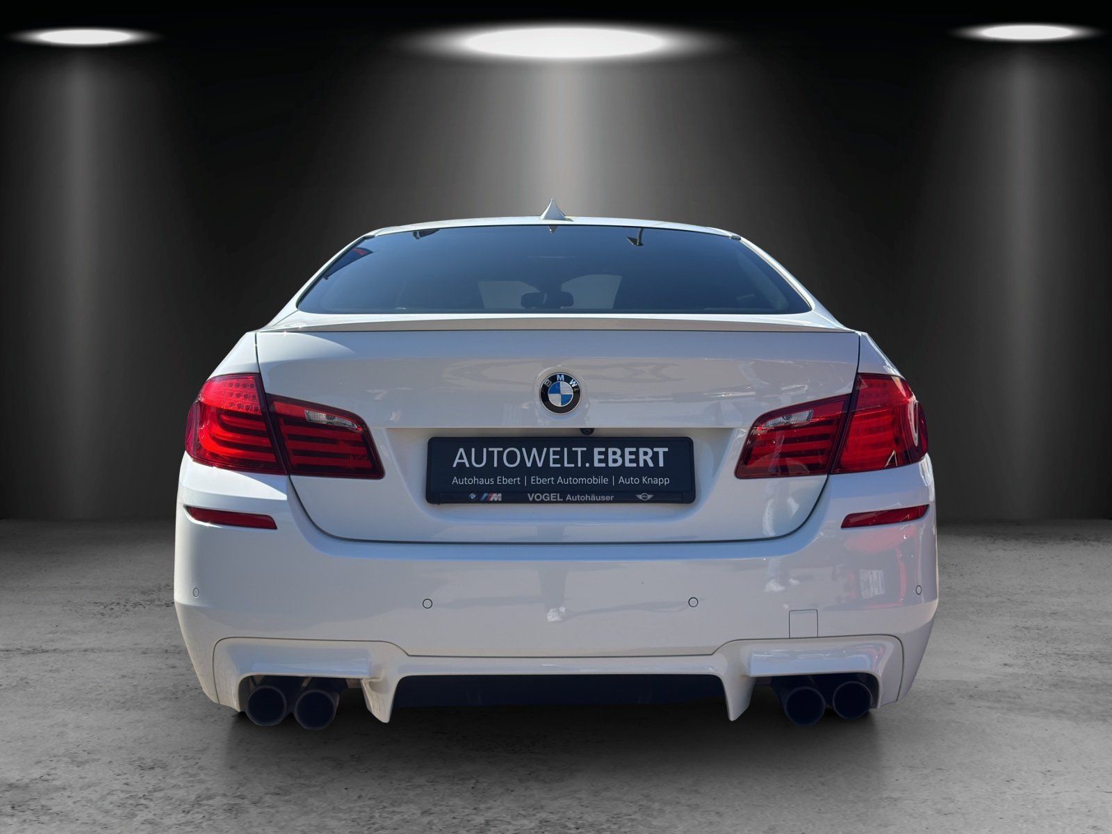 Fahrzeugabbildung BMW M5 4.4 V8 1. HAND/KW-Fahrwerk/Eventuri-Ansaugung