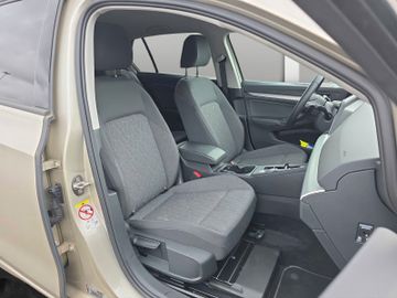 Volkswagen Golf - 9