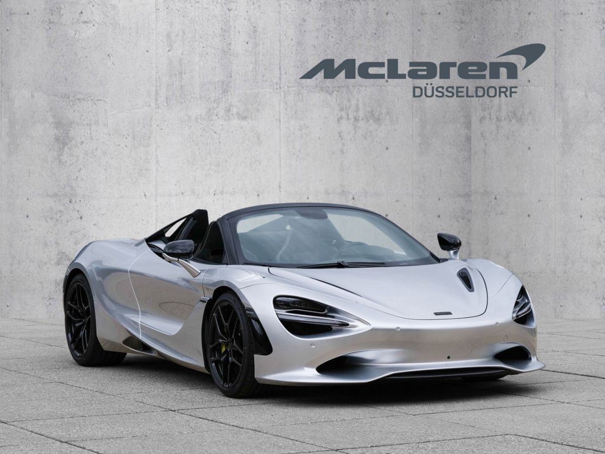 MCLAREN 750S