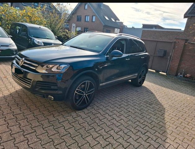 Volkswagen Touareg 3.0 V6 TDI Tiptr Exclusive BMT Terra...