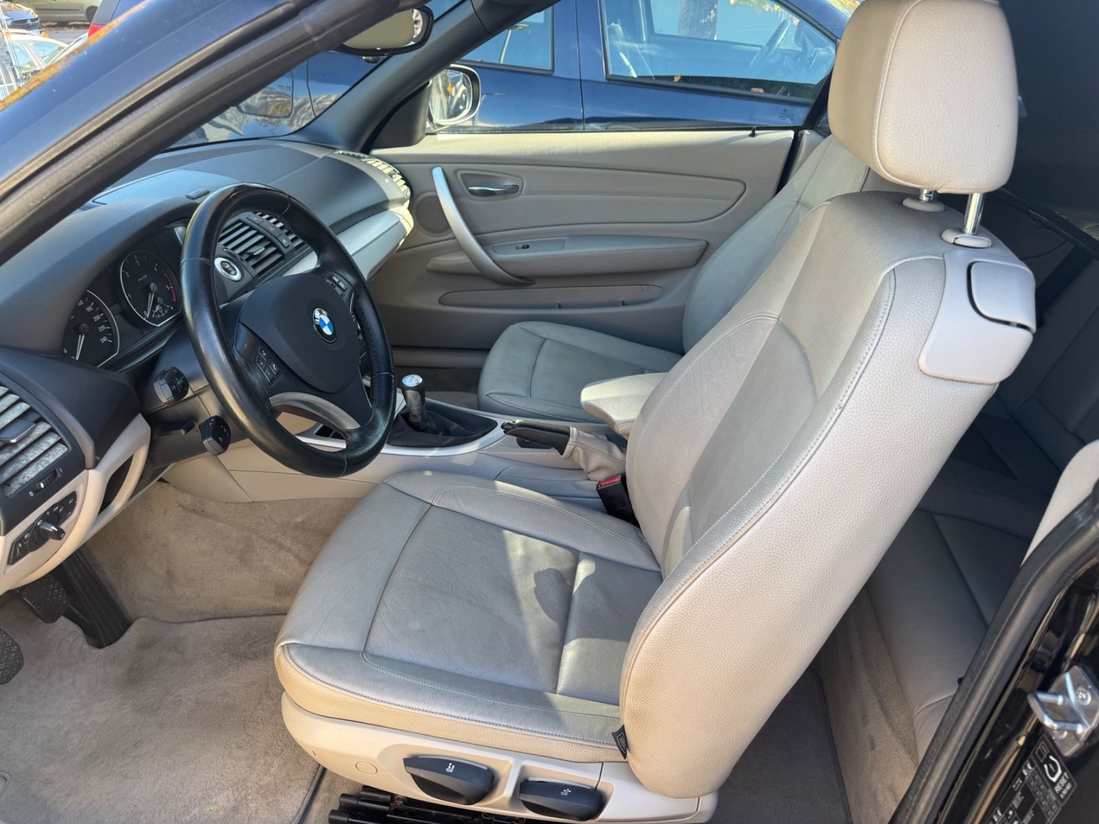 Fahrzeugabbildung BMW 118 1 Cabrio 118 d Leder+Sitzheizung