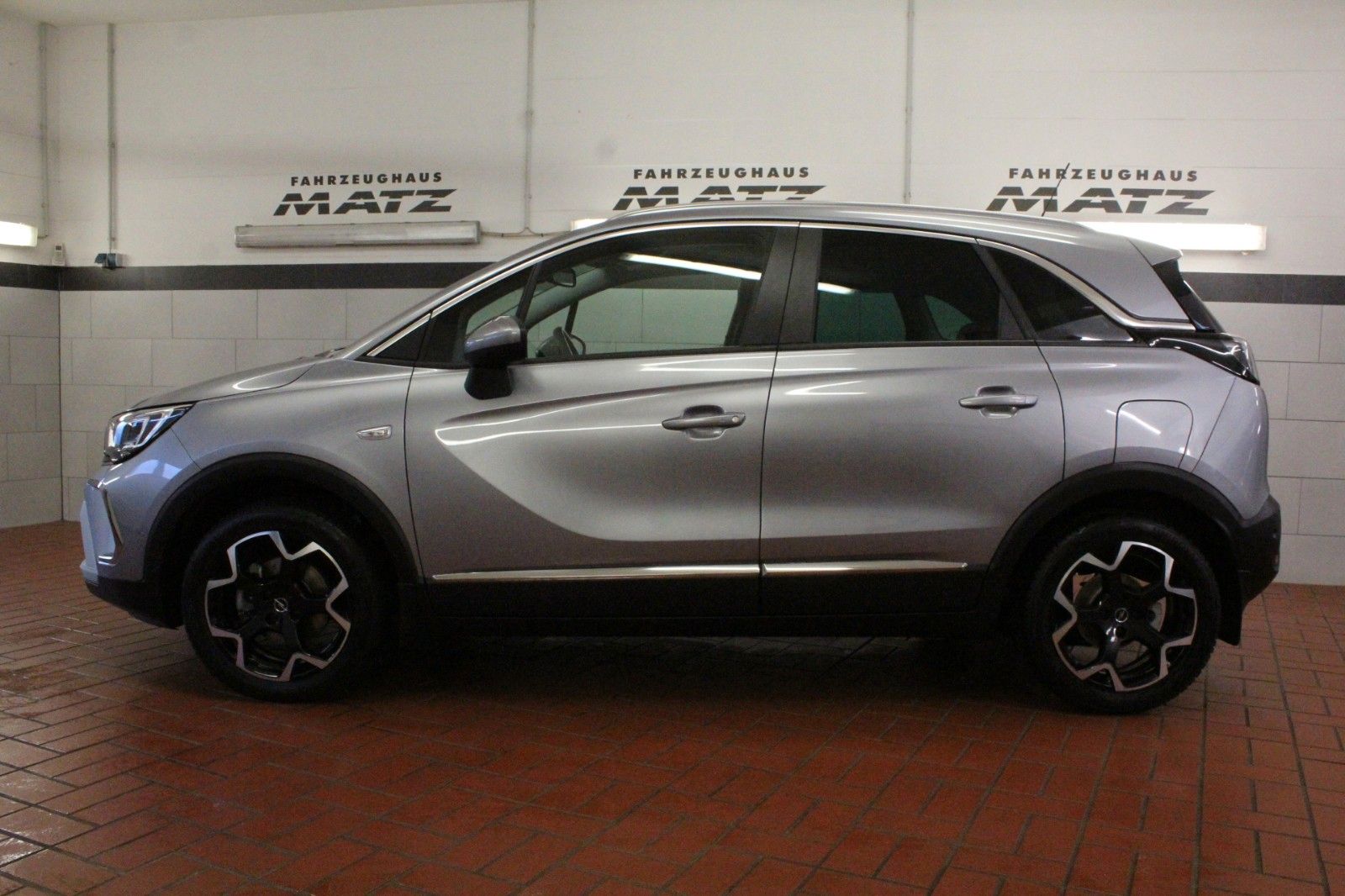 Fahrzeugabbildung Opel Crossland Ultimate 1.2 Turbo