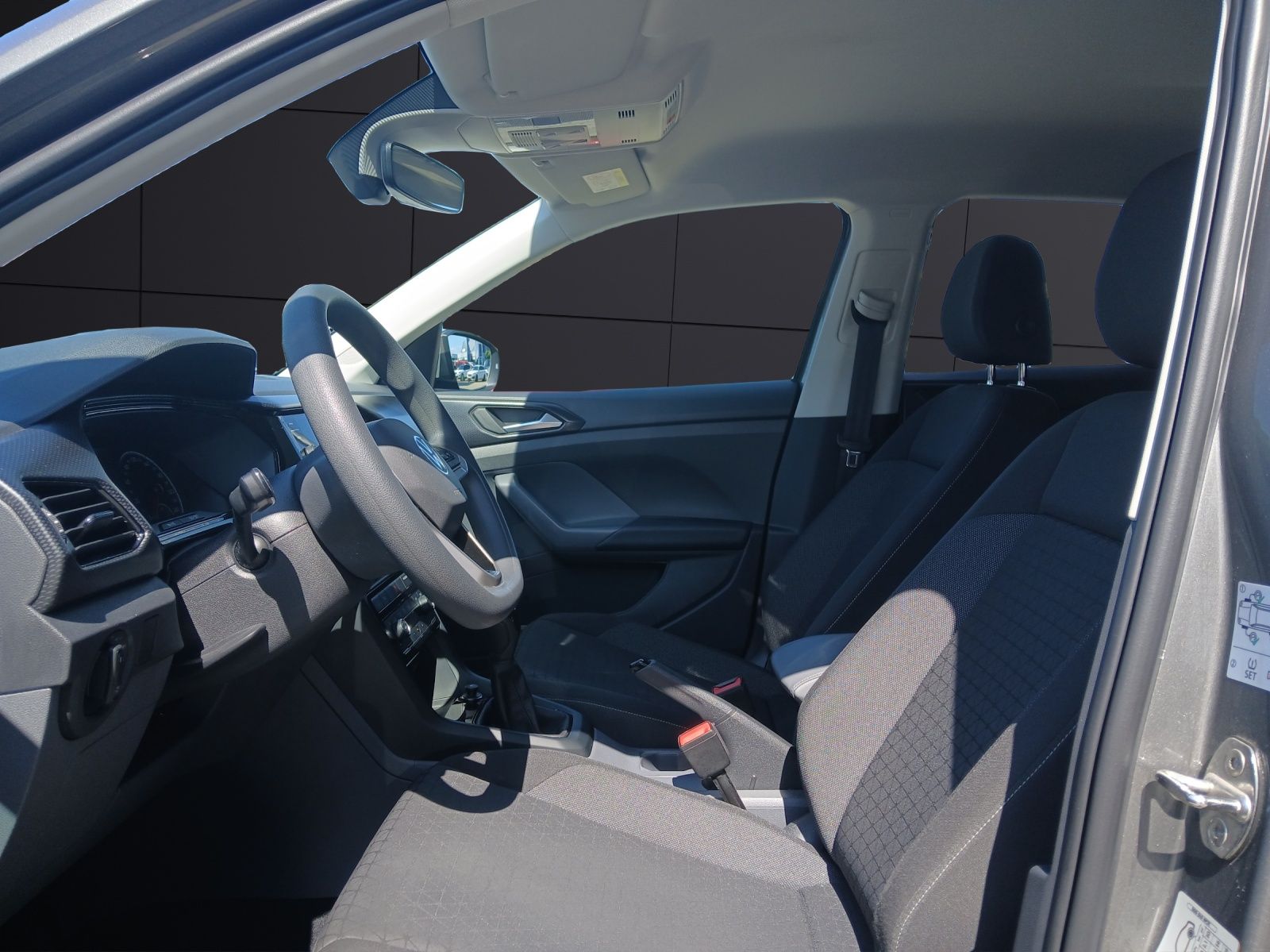 Fahrzeugabbildung Volkswagen T-Cross TSI Life LED
