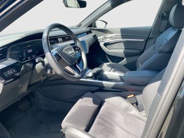 Audi Q8 e-tron - 9