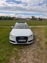 Audi A6 3.0 TDI Avant S-Line sport selection Panorama - Audi A6: Sport Selection