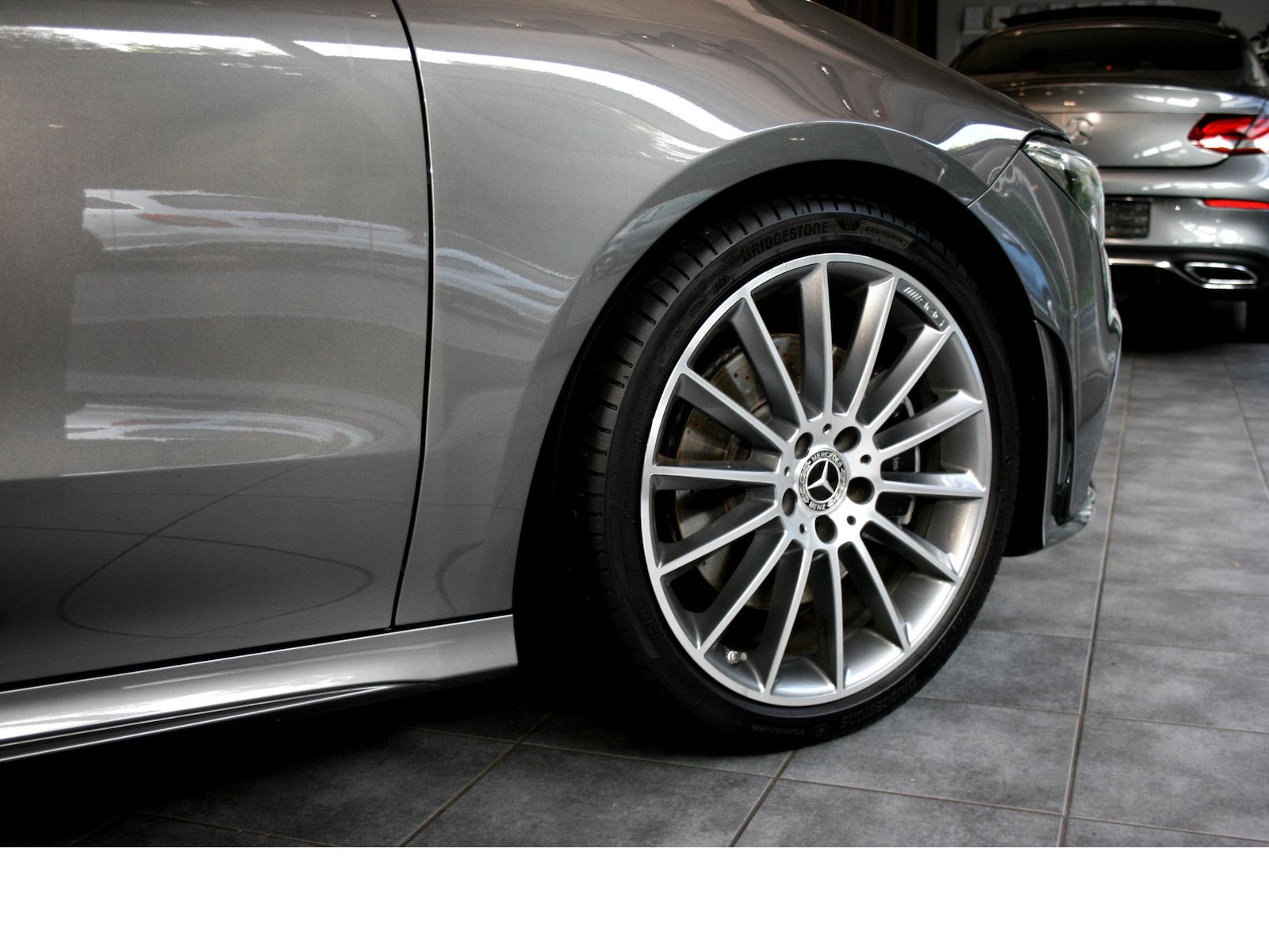 Fahrzeugabbildung Mercedes-Benz CLA 200 Shooting Brake AMG *MBUX*19 Zoll*Night*A