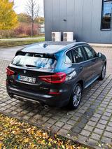 BMW X3 xDrive20d Luxury Line - BMW X3 Gebrauchtwagen in München