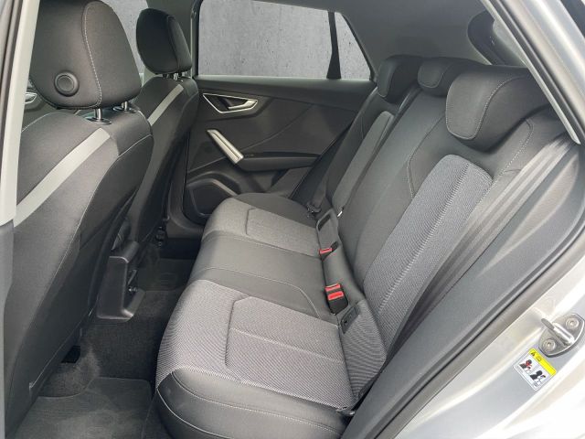 Q2 35 1,5TFSI advanced S-tronic NAVI/LED/elHK.