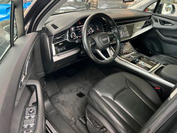 Audi Q7 - 10