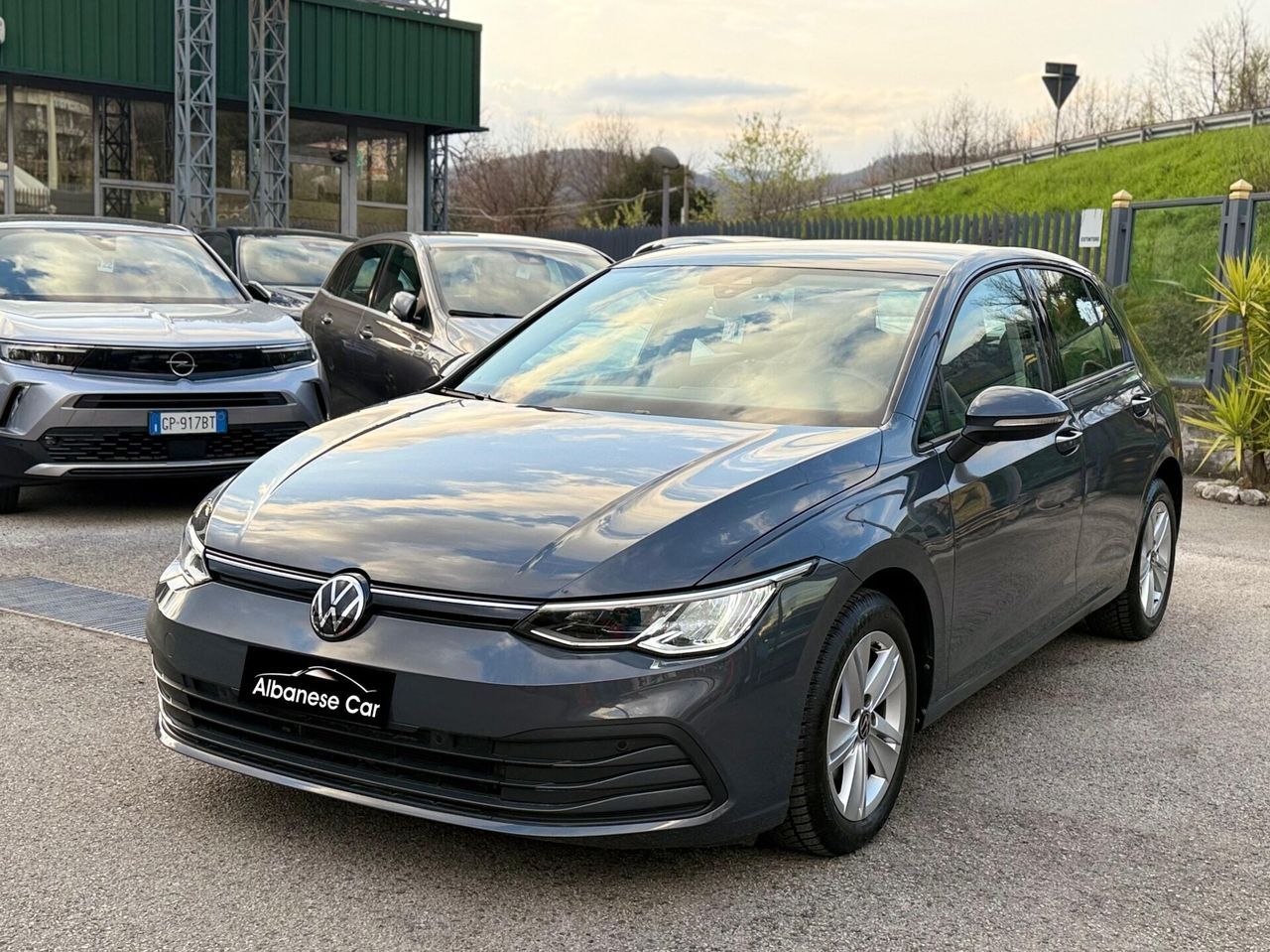 Volkswagen Golf 2.0 TDI 116 CV DSG Life imagem 3