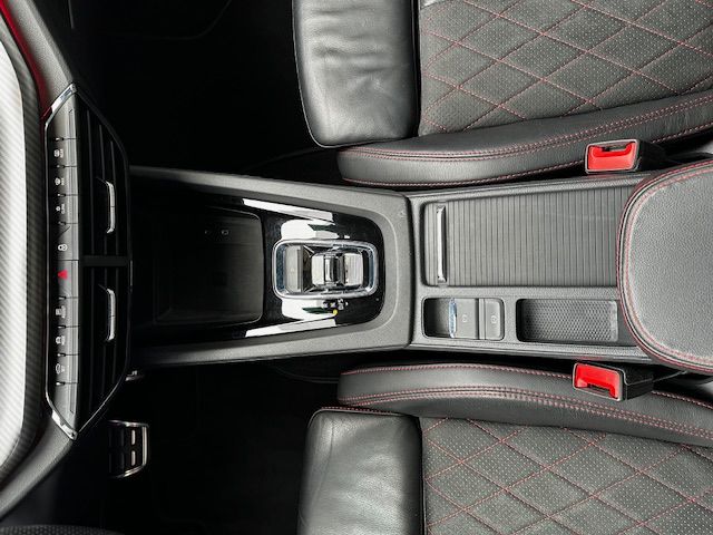 Octavia Combi RS Plus NAV;HUD;DCC;ACC;AHK;PANO