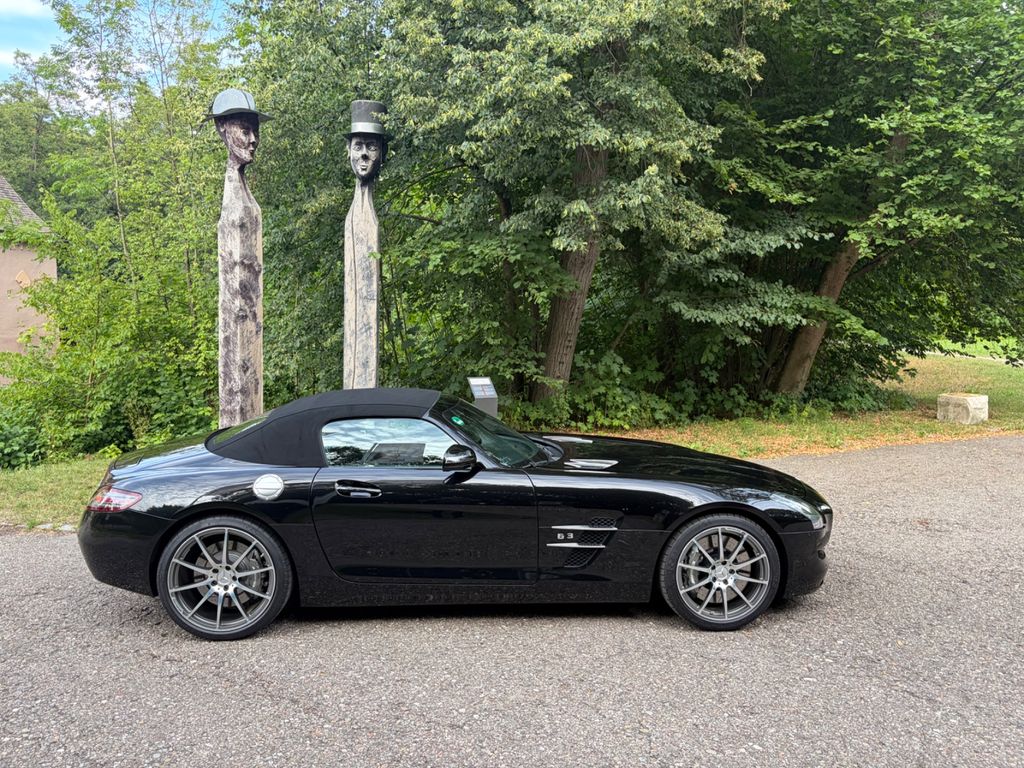 Mercedes-Benz SLS AMG